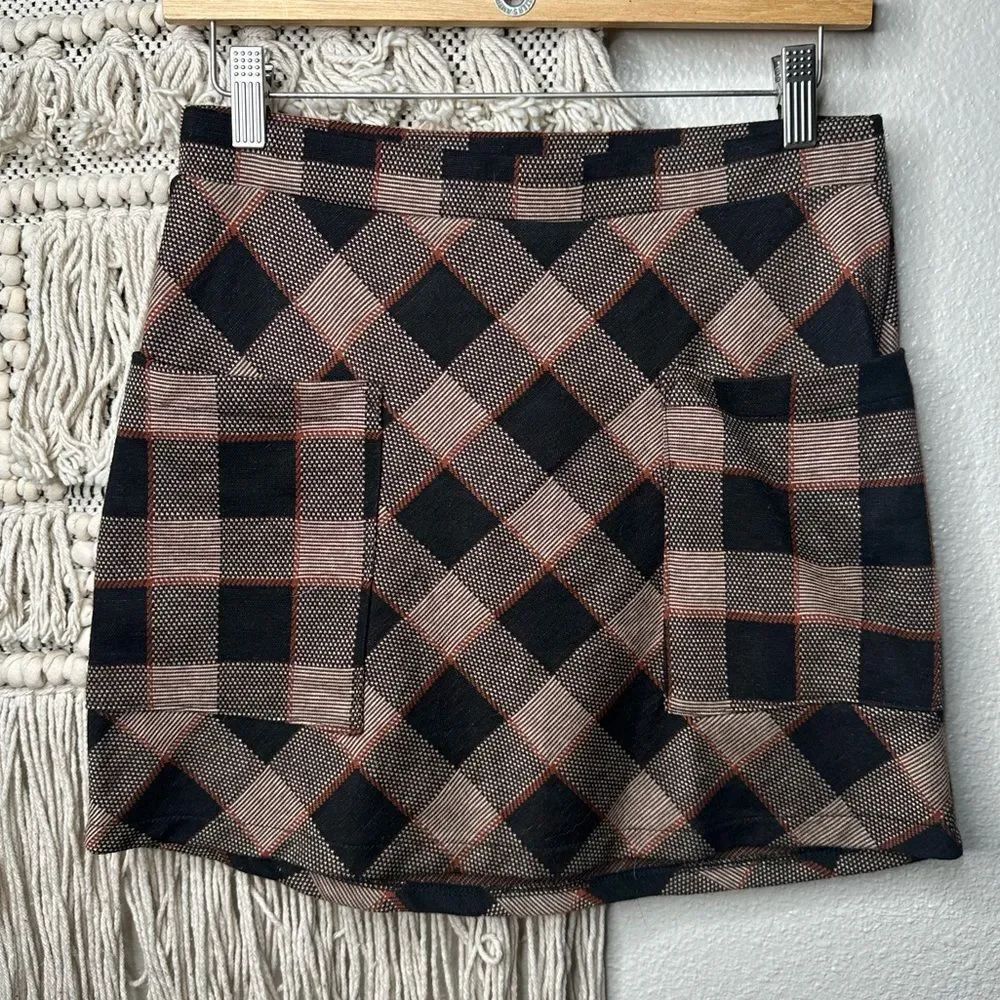 Kirious Black and Brown Plaid Skirt (Small)